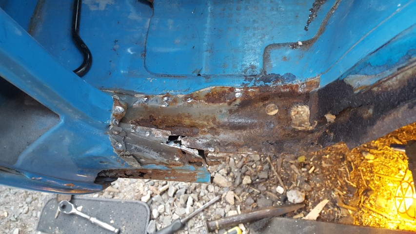 Bedford Rascal step