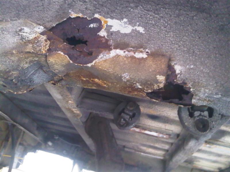 Suzuki Supercarry rusty chassis